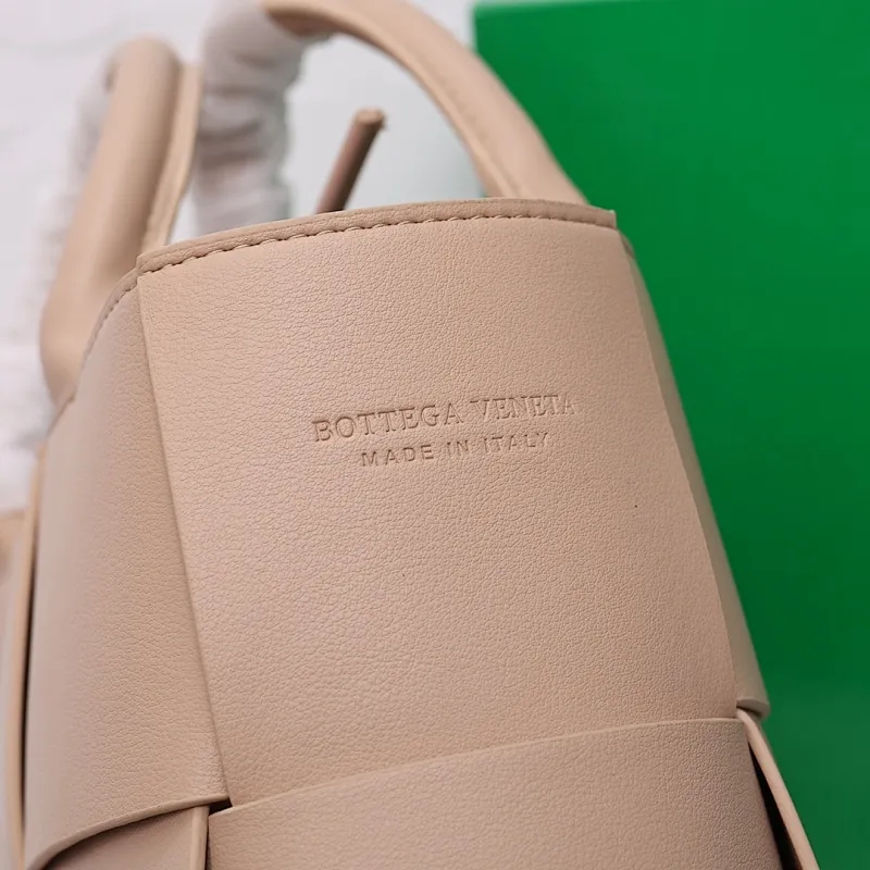 All Categories Official Website "Brand Women's Bags" Women's Bags 💙 BV 2025 Official Website New BV Crossbody Bag